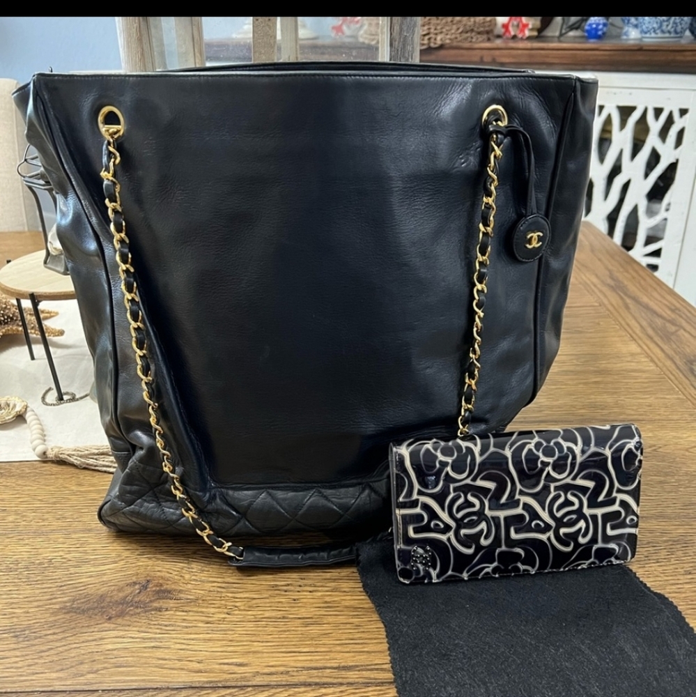Designer CHANEL Vintage Tote Handbag Authentic!! Not for trade